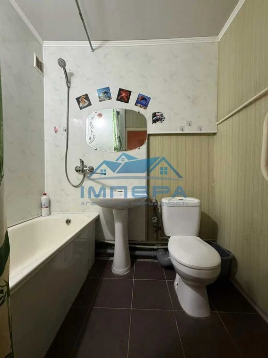 Продаж 1к квартири на Алмазному. 40м2. Цегла