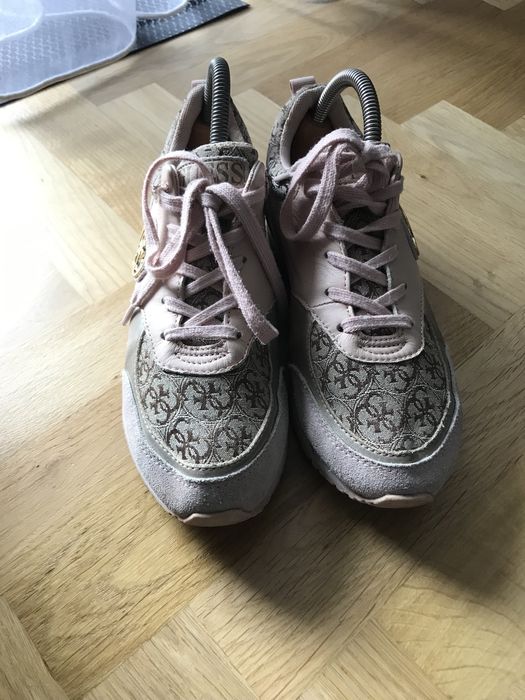 Buty sportowe guess