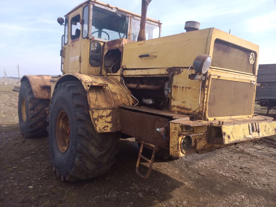 К 701 Кировец трактор v12