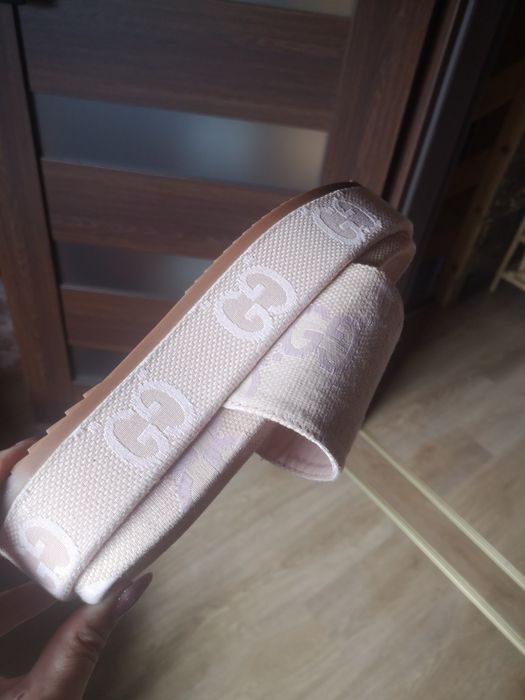 Klapki Gucci  okazja
