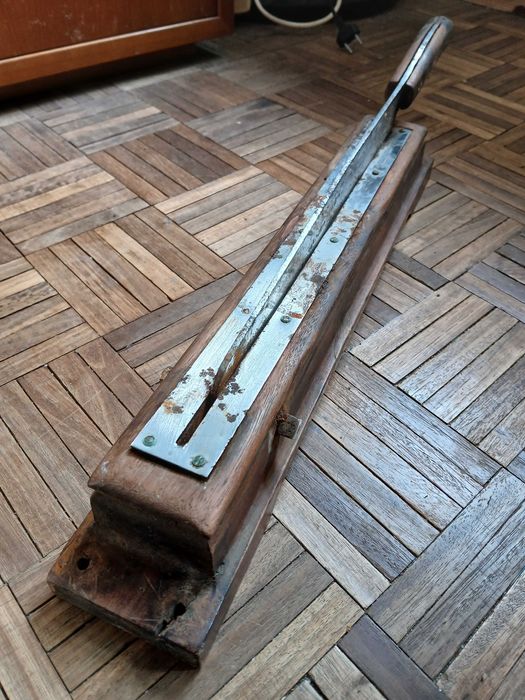 Faca antiga de cortar bacalhao