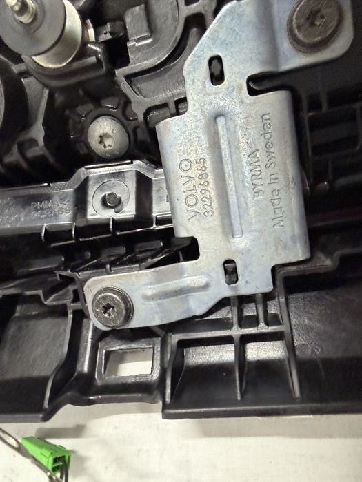 Spoiler Światło STOP Tył VOLVO C40 22-24r. EC40 25-26r.