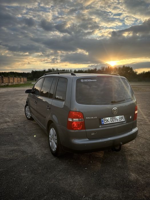 Volkswagen touran 1.6 mpi 2003
