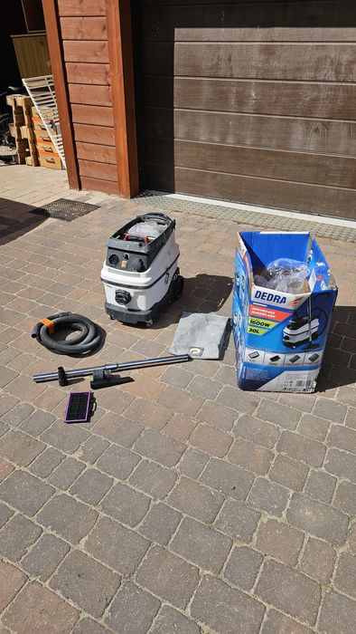 Odkurzyć z filtrem wodnym 1600w 30L DEDRA DED6603