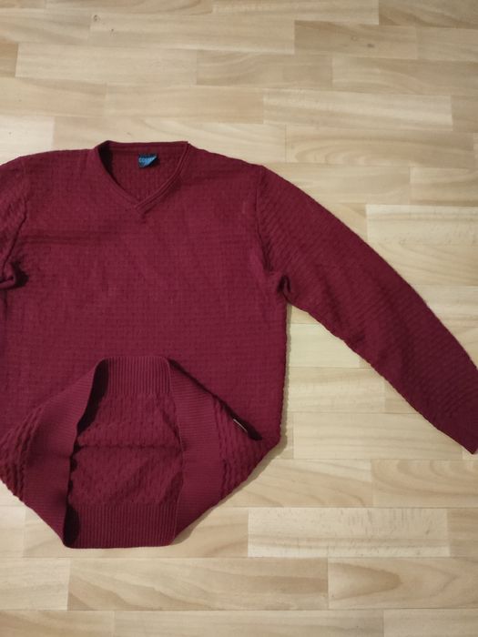 Продам теплую кофту свитер для мальчика подростка