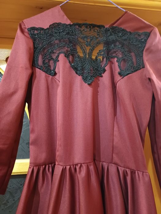 Продам сукню в чудовому стані