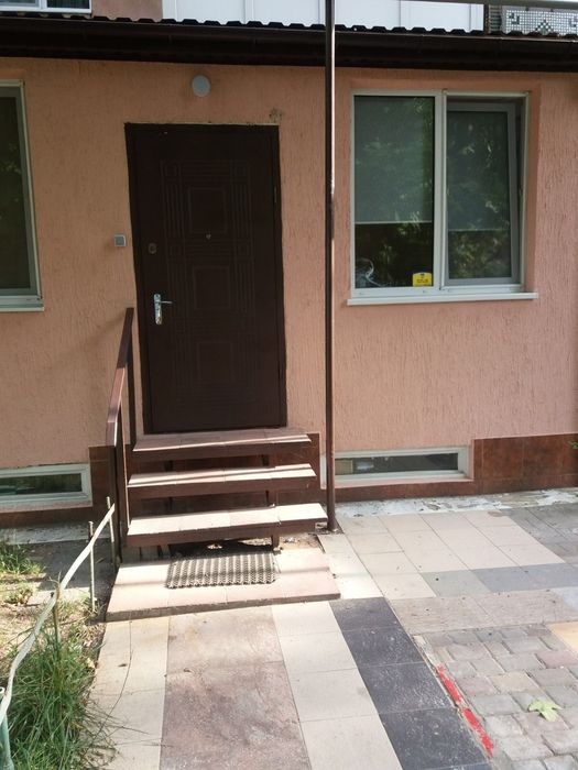 Сдам свою 2-комнатную квартиру, 8 спальных мест.