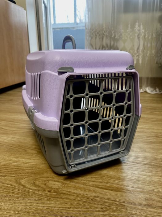 Переноска котяча