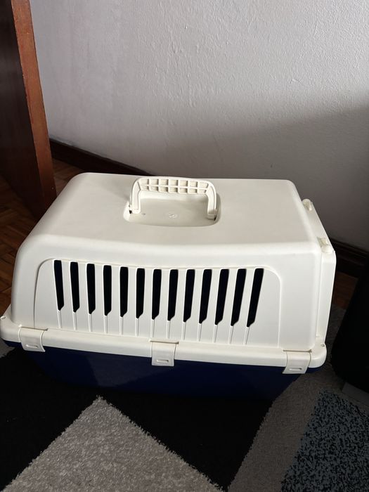 Transportadora para animais em ótimo estado