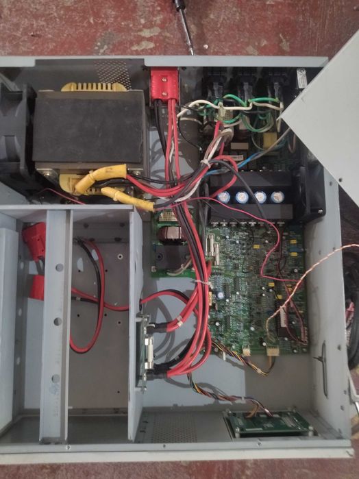 ИБП Powercom SMK-2000A-RM-LCD 2000В