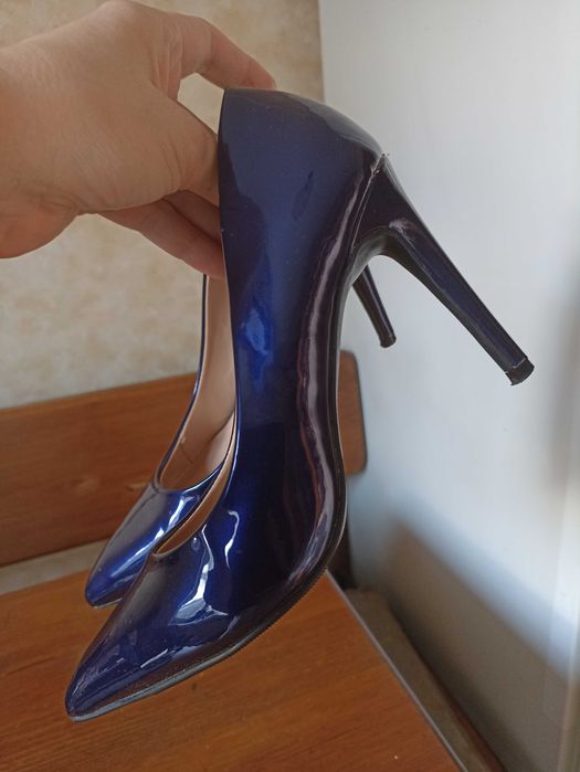 Весільні лаковані сині туфлі човники Dorothy Perkins 37 розмір 23 см