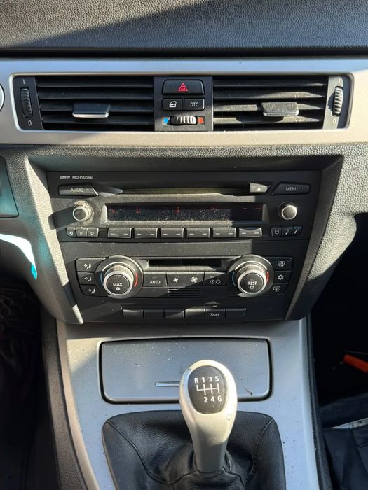 Rádio / auto-rádio BMW 3 (E90)