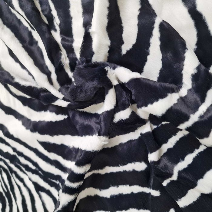 Tecido Pêlo Sintético Zebra - ÚNICO E EXCLUSIVO!
