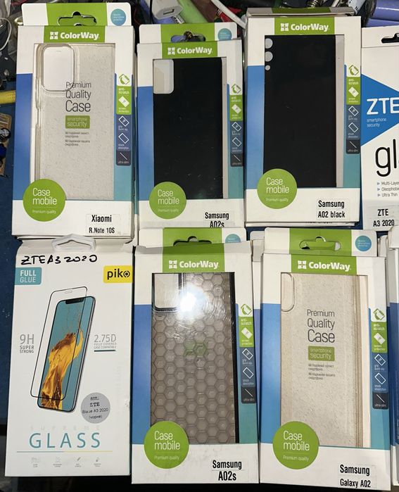 Чохли та скло для смартфонів