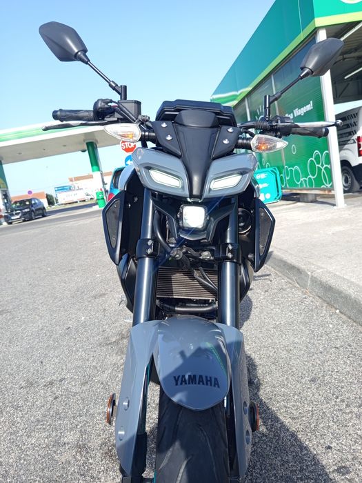 Vendo Yamaha mt-125cc como nova