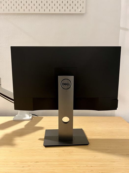 Monitor Dell P2720DC 27" QHD USB-C - Como Novo