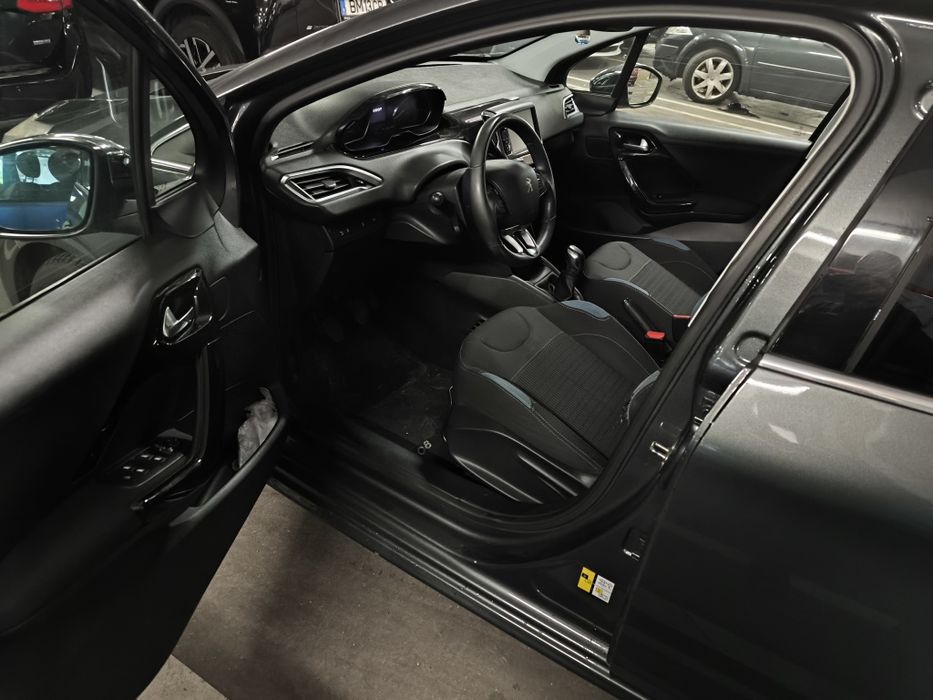 Peugeot 208 allure