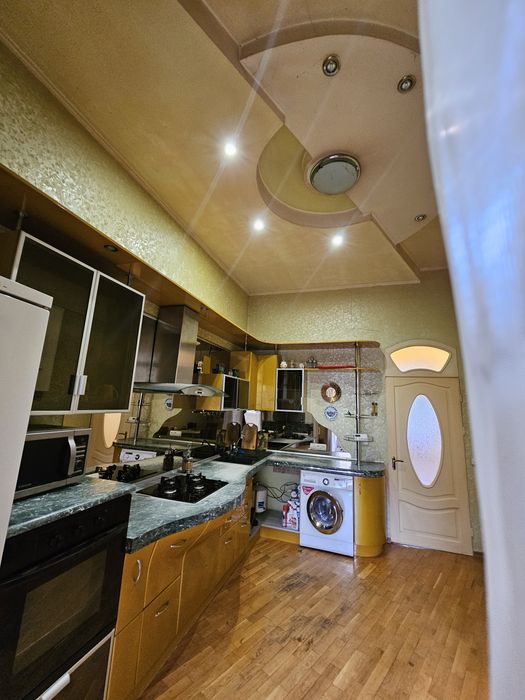 Парк Шевченко, 3 ком.квартира