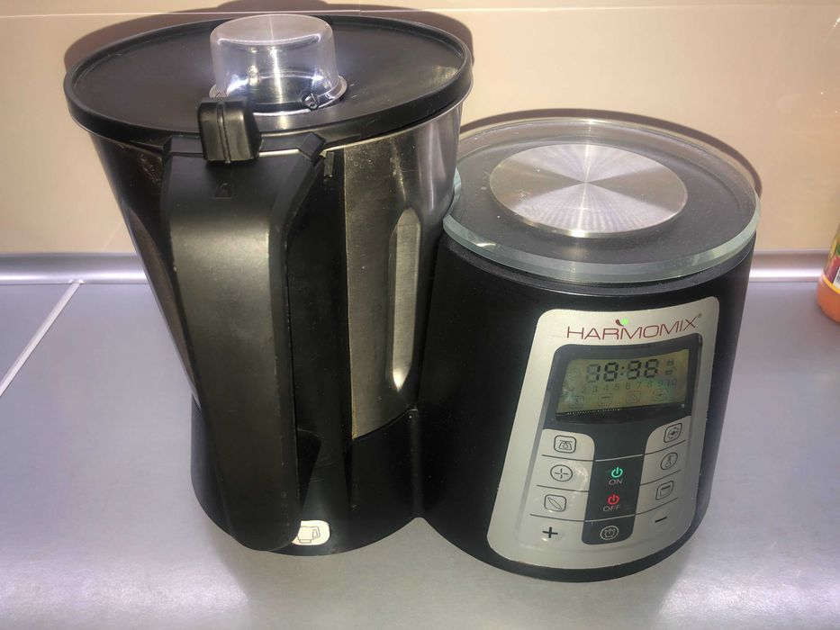 Robot kuchenny wielofunkcyjny HARMOMIX YX022
