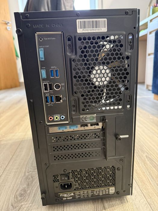 Torre gamer(ótimo estado) Negociável