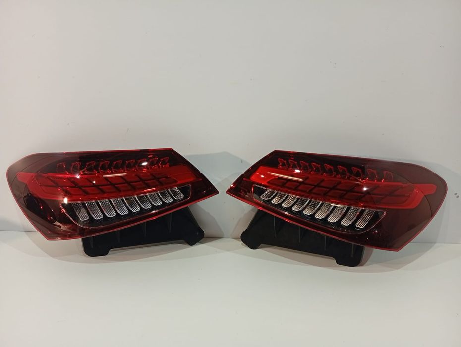 Lampa tylna prawa Mercedes E W213 LCI nowa 18286