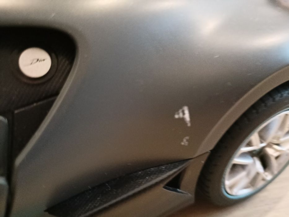 Autko zdalnie sterowane bugatti
