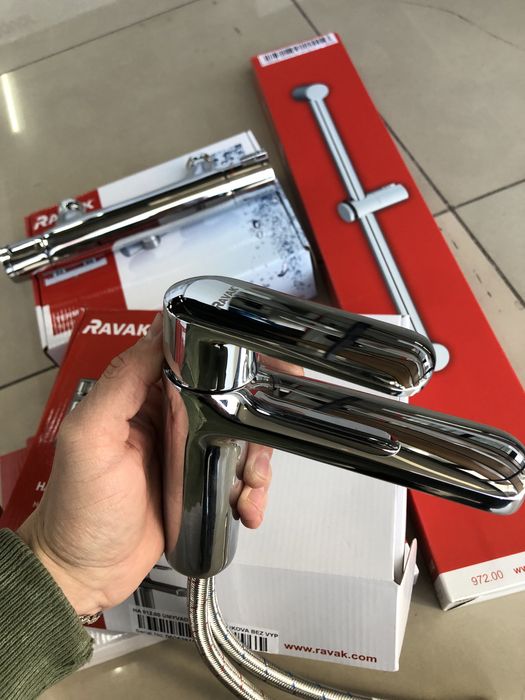 5в1 Ravak Змішувач для душа/вани і раковини Равак термостат