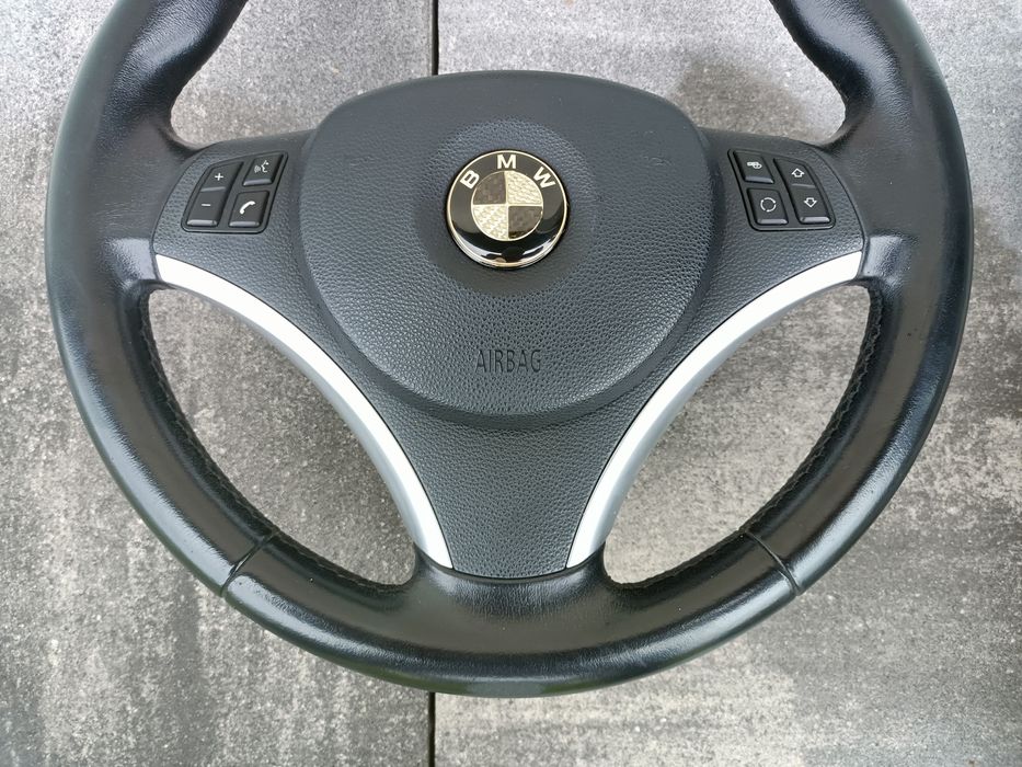 Kierownica MSport z poduszką BMW E90 E91 E92 E93 E87 E81 E82 E88 X1