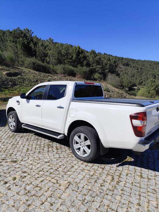 Nissan Navara 2019 .