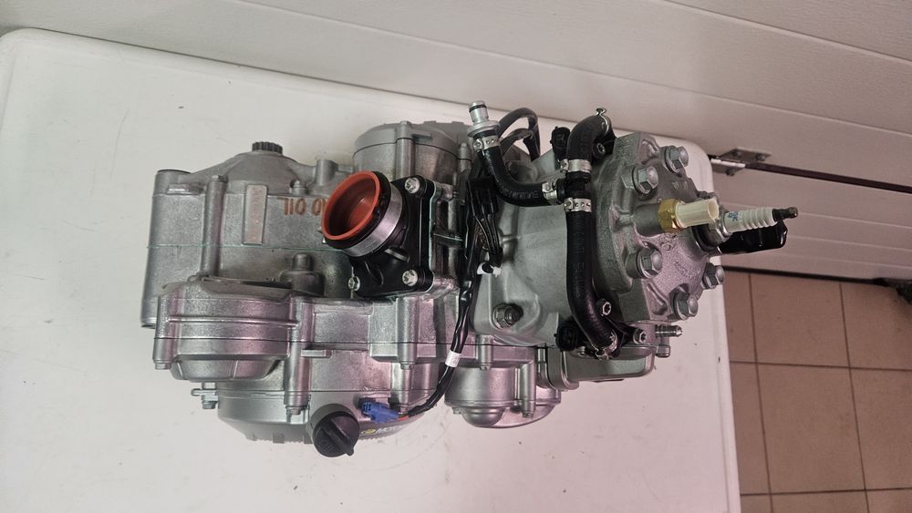 Silnik ktm Husqvarna TPI 300