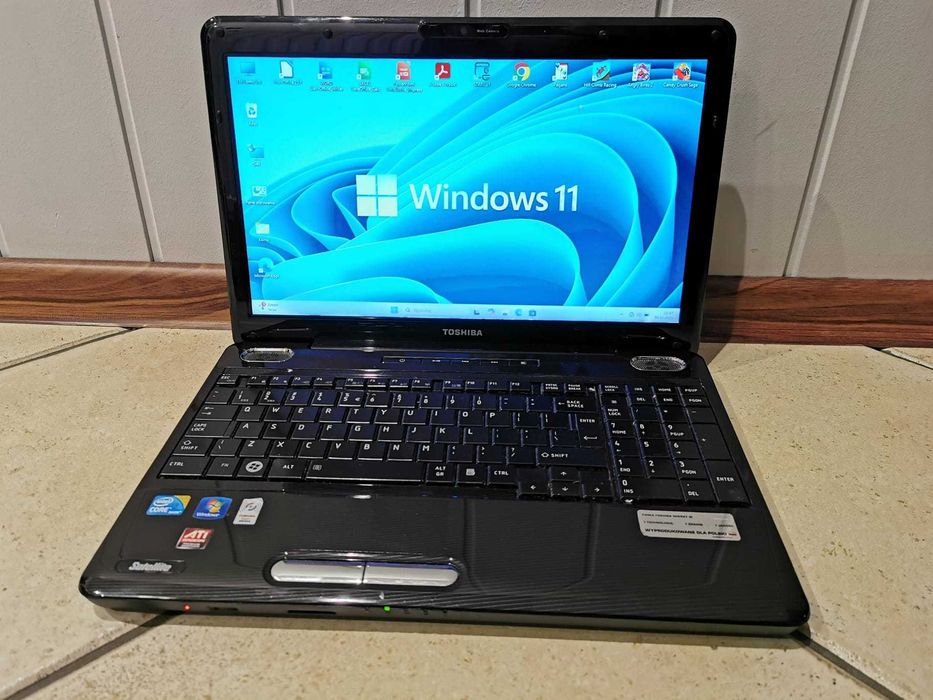 Laptop Toshiba Satellite L505 (15.6", i3, 8GB, SSD-480GB,DVD,HDMI,W11)