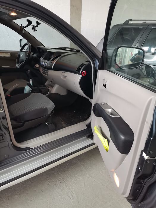 Carrinha Mitsubishi L200