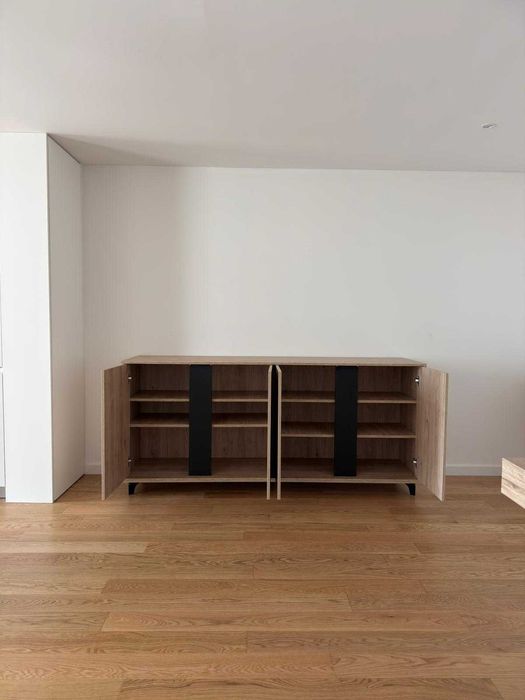 Aparador Design Moderno – Como Novo