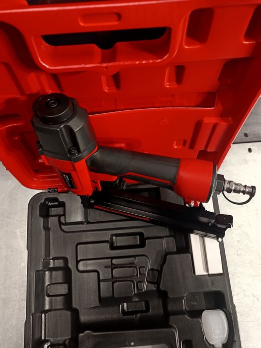 Zszywacz pneumatyczny Einhell TC-PN 50