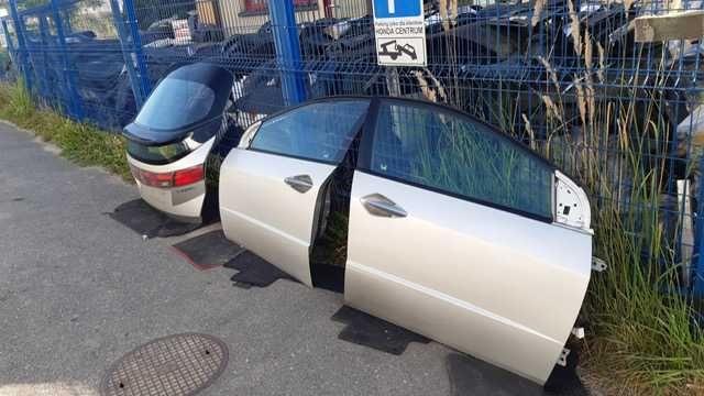 HONDA CIVIC VIII UFO 5d  2005 - YR559m klapa tył
