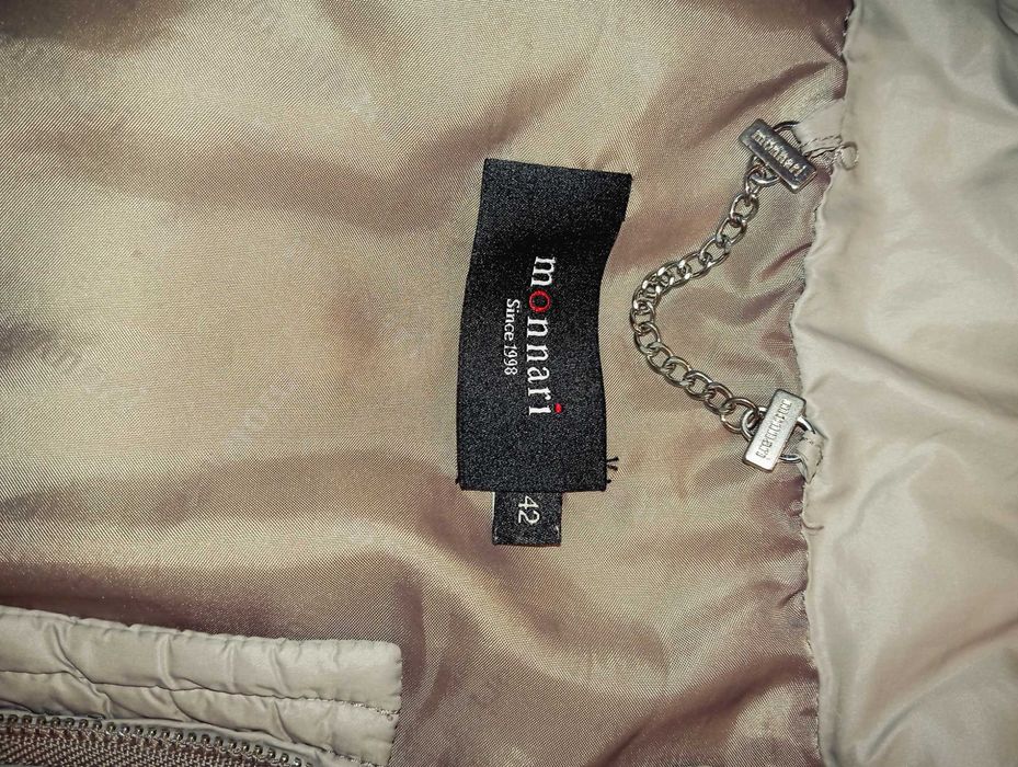 Damski pikowany płaszcz zimowy ze stójką Monari r.42 W.Gr.P.