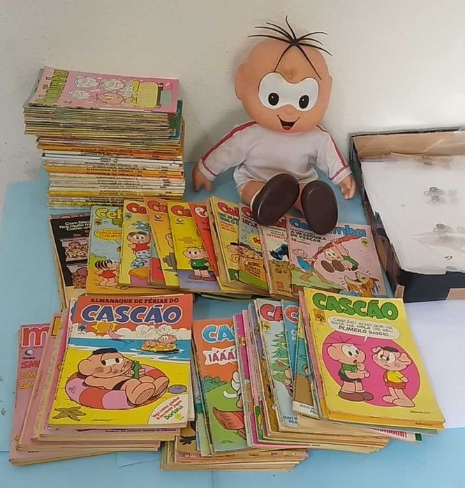 Lote 115 revistas Turma da Mônica/Maurício, OFERTA de boneco Cebolinha