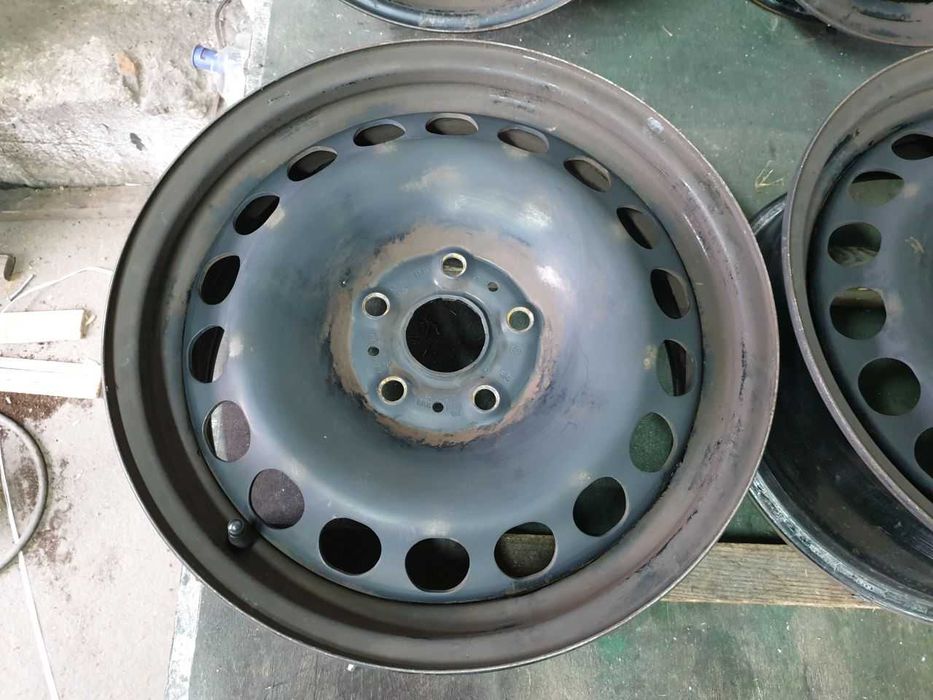 Felgi stalowe Sharan Alhambra R16 5x112 6,5JX16H2 ET 33 centr 57,1mm