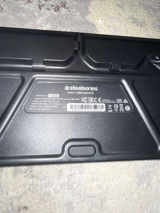 SteelSeries Apex 7 (Red Switch) – klawiatura mechaniczna, stan używany