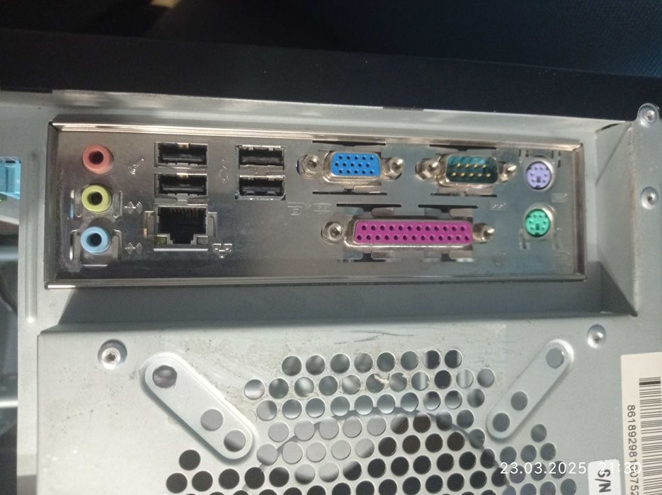 Комплект матер. плат S775 в подарок (брендовий систений блок) + бонус