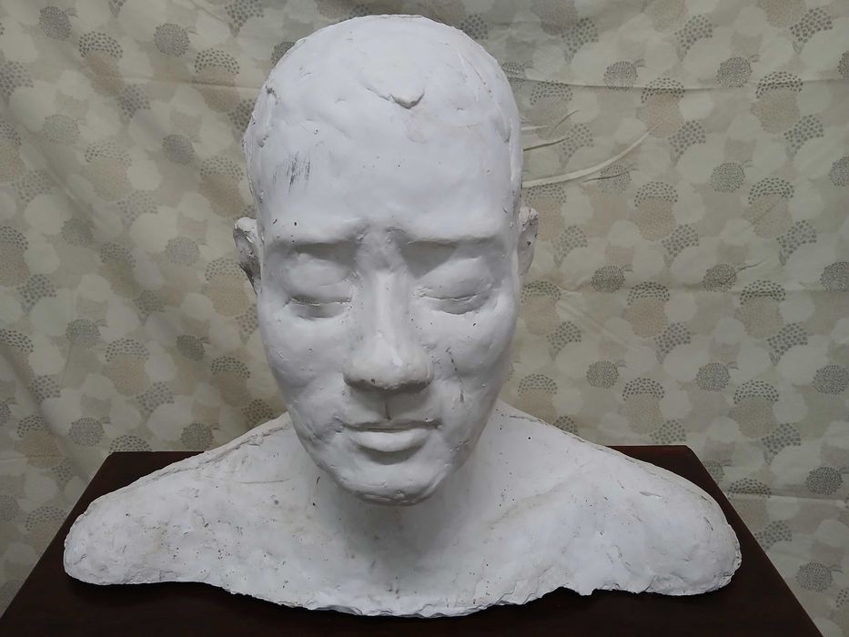 Grande Busto de Figura Humana - Gesso - Arte - Feito á mão - Cara Face