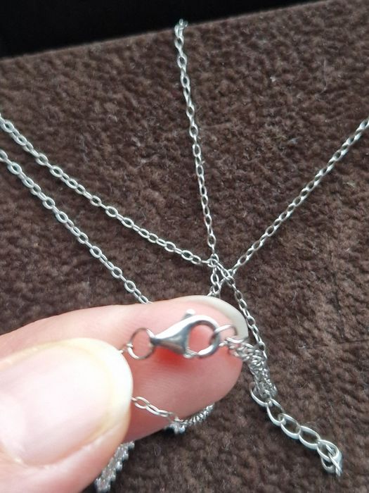 Nowy naszyjnik W. KRUK Krzyz srebro 925 cyrkonie krzyżyk