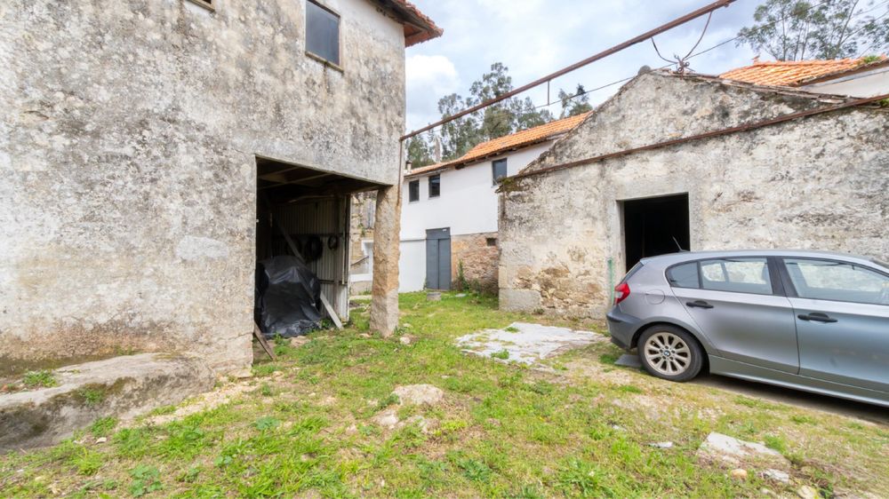 Quintinha c/ moradia T3 + 2 Ruínas