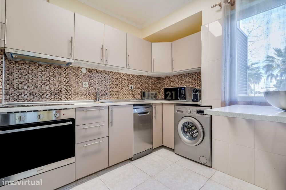 Apartamento T1 a 800m da Praia dos Salgados — Guia, Albufeira