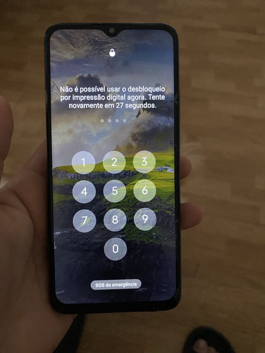 OPPO A18 com caixa