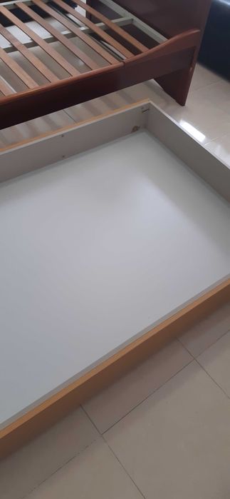 Cama de Solteiro em Madeira Maciça + Estrado Incluído (Com opção Gavetão Cama Extra)