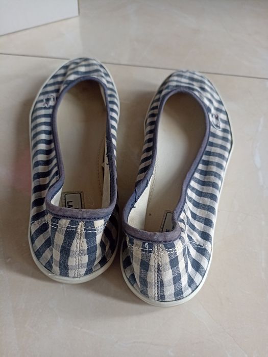 Buty balerinki Lacoste