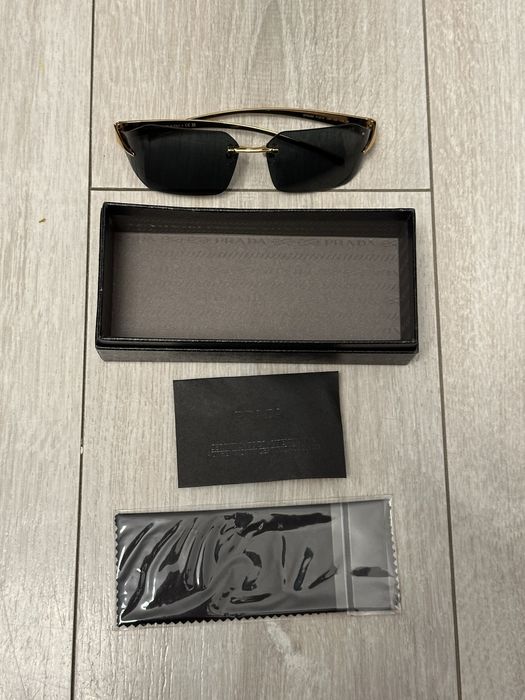 Okulary Prada przeciwsłoneczne nowe