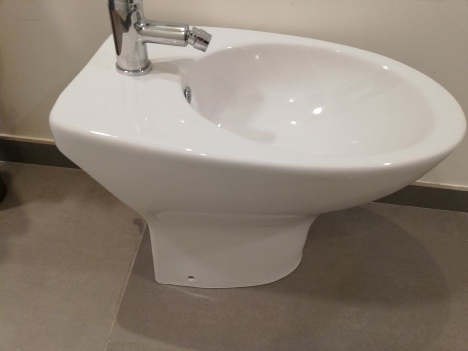 Bidé de wc com torneira sanitana - novo