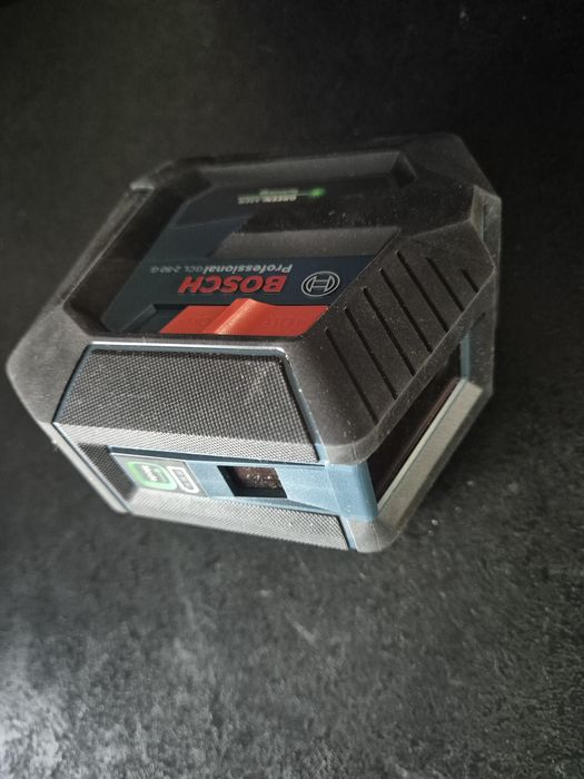 Laser krzyżowy liniowyk BOSCH GCL 2-50 G NOWY